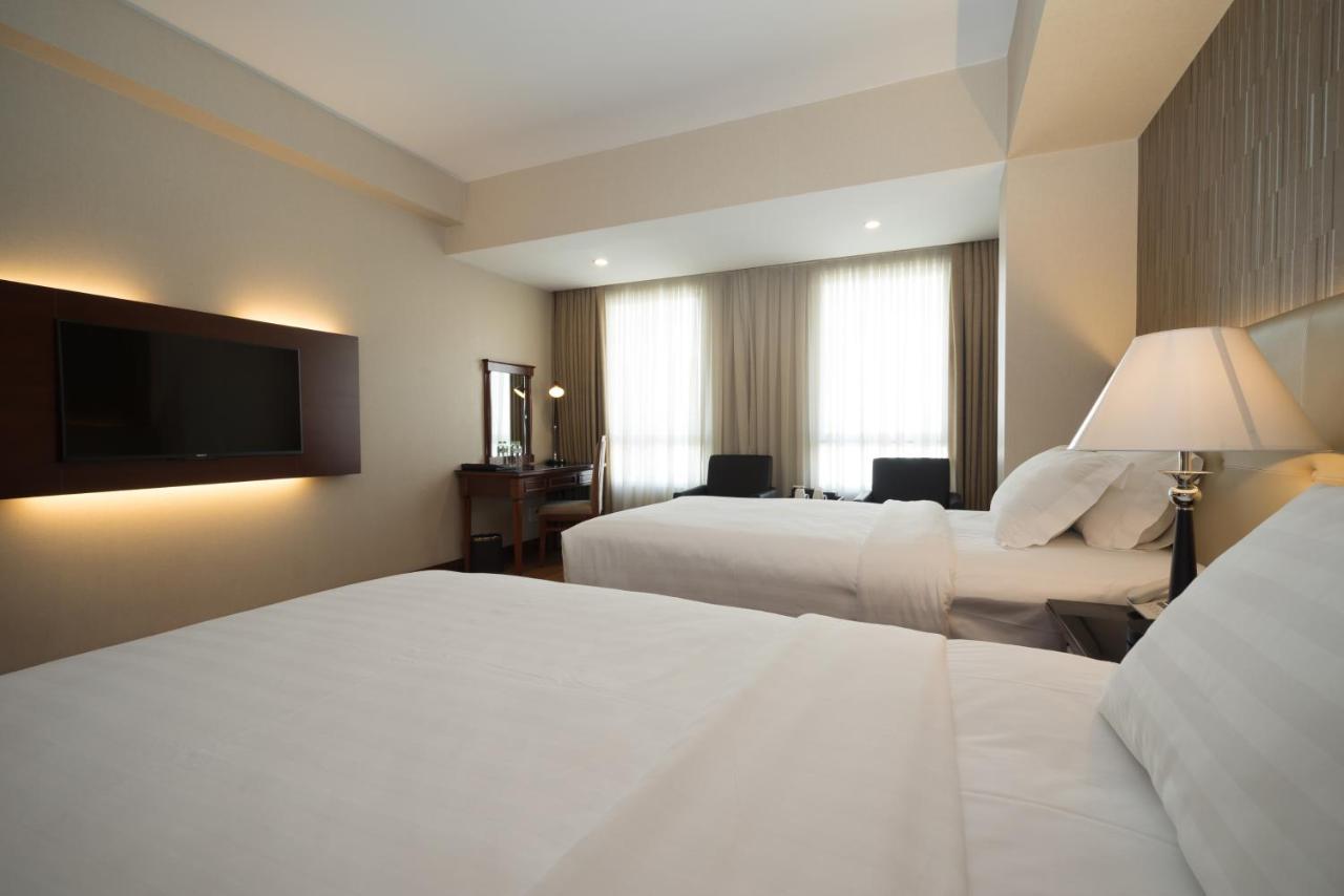 Nhat Ha 1 Hotel Hô Chi Minh-Ville Extérieur photo