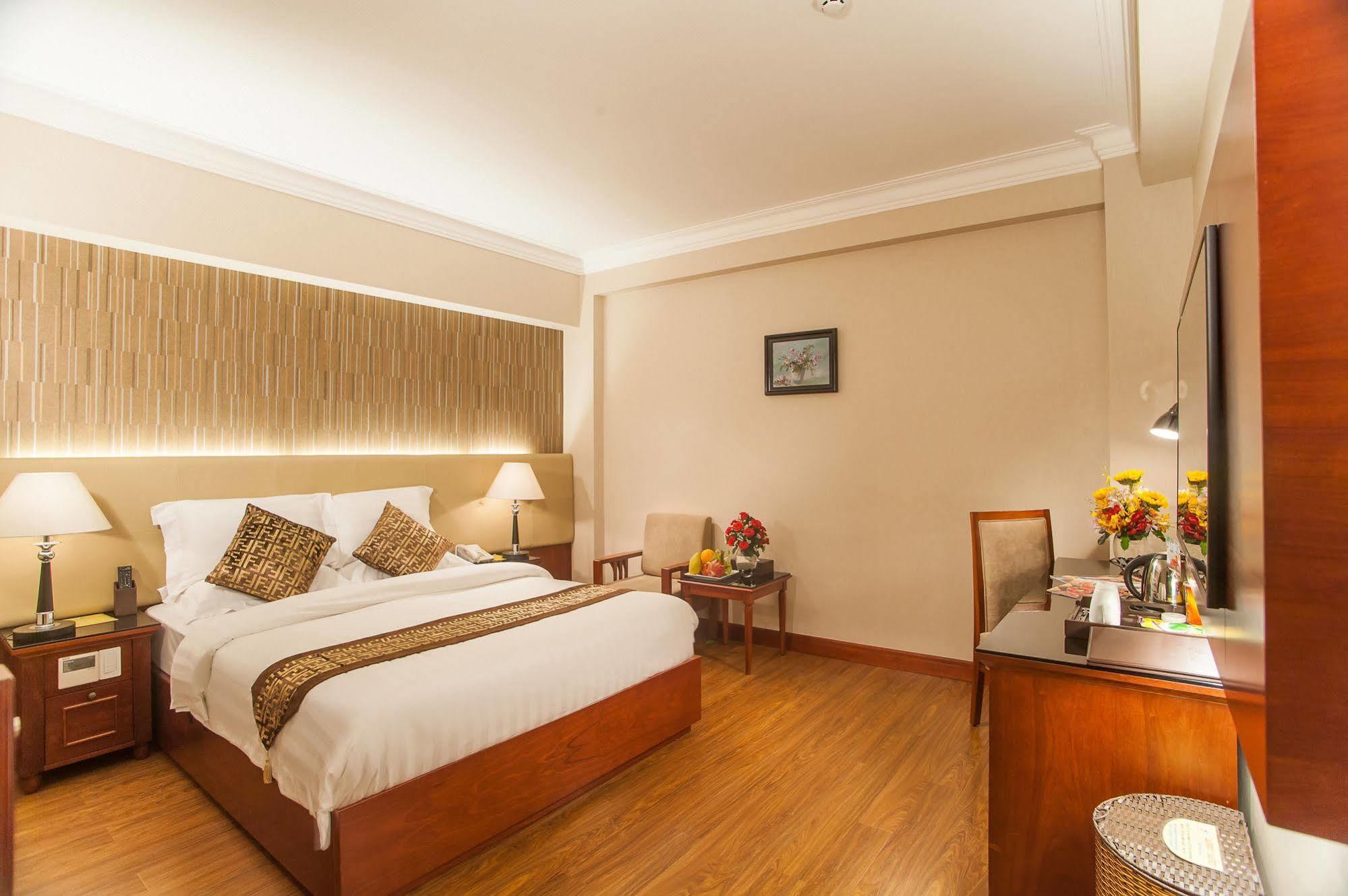 Nhat Ha 1 Hotel Hô Chi Minh-Ville Extérieur photo