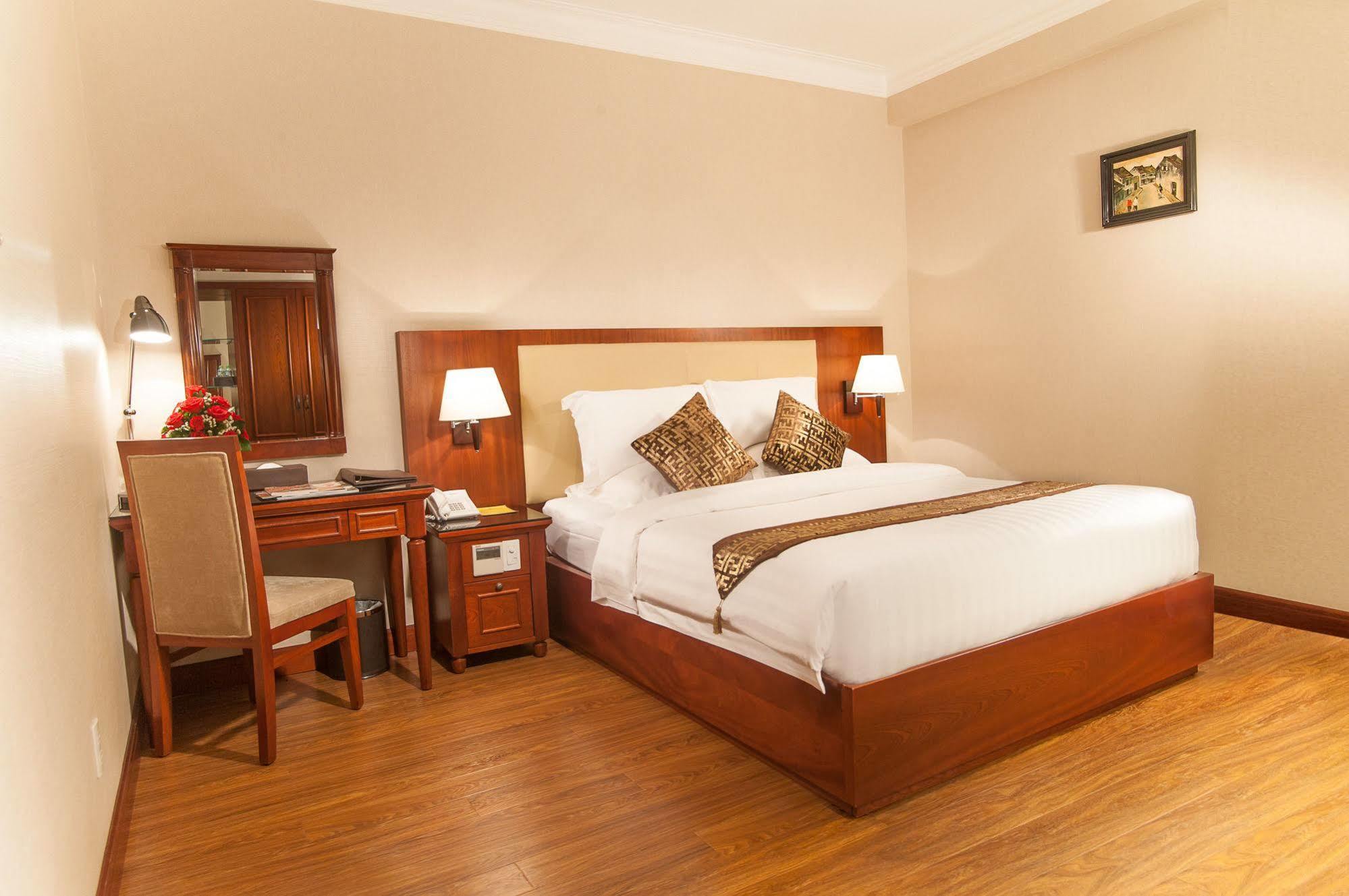 Nhat Ha 1 Hotel Hô Chi Minh-Ville Extérieur photo